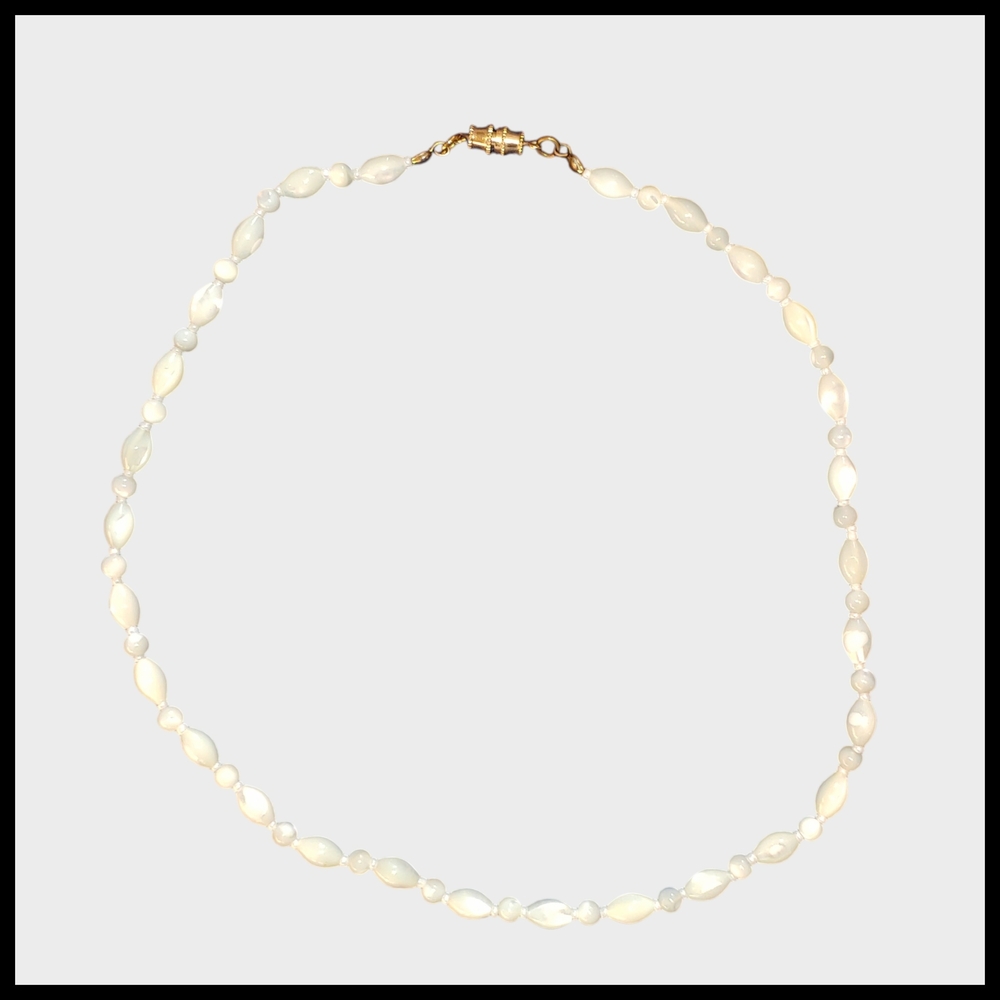 Luminous Mother of Pearl Necklace